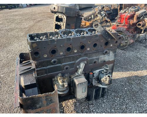 INTERNATIONAL DT466E Maxxforce Cylinder Block