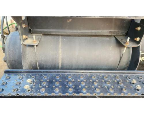  International DuraStar 4300 Air Tank #
