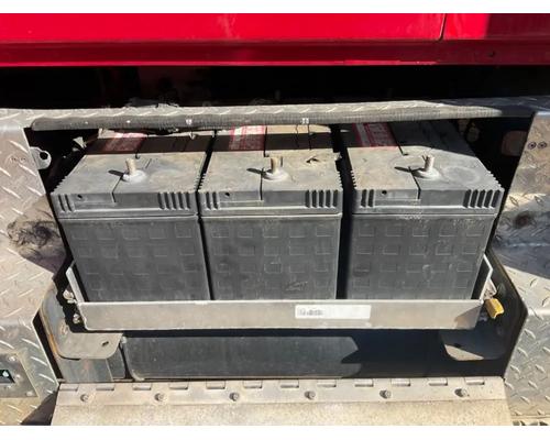 International DuraStar 4300 Battery Box #