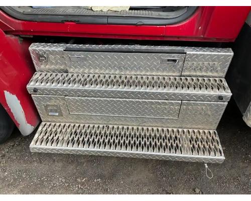  International DuraStar 4300 Battery Box #