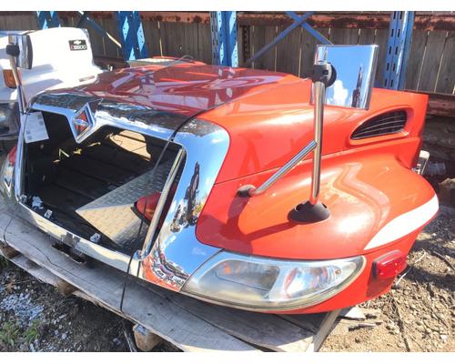  International DuraStar 4300 Hood #
