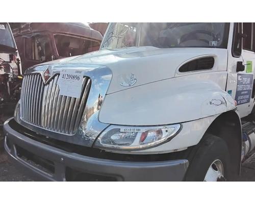  International DuraStar 4300 Hood #