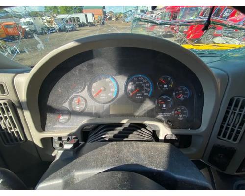  International DuraStar 4300 Instrument Cluster #