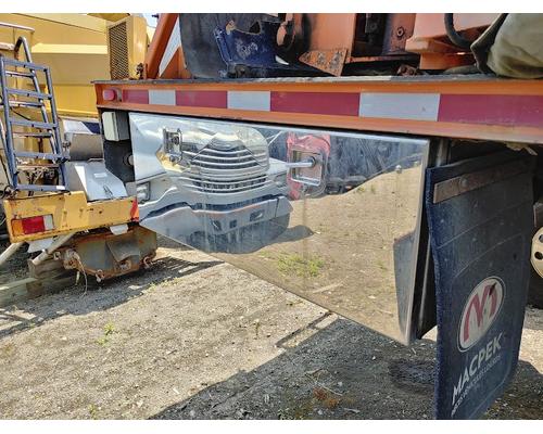 INTERNATIONAL F-2574 Dismantled Vehicles