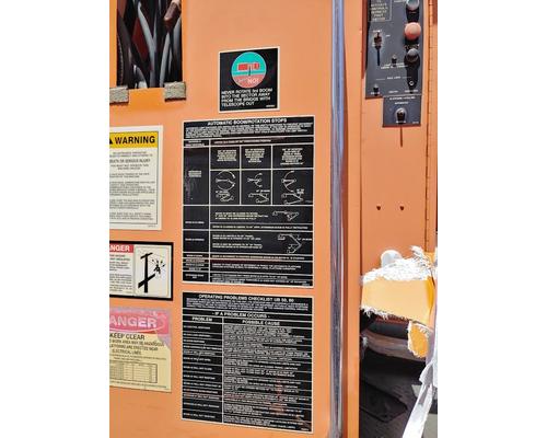 INTERNATIONAL F-2574 Dismantled Vehicles