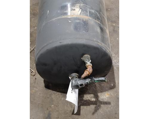 INTERNATIONAL F-2674 Air Tank