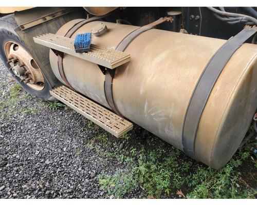 INTERNATIONAL F-5070 Fuel Tank