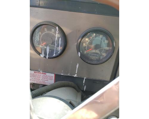 INTERNATIONAL F-9300 SBA Rebuilders