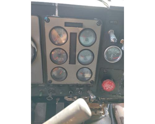 INTERNATIONAL F-9300 SBA Rebuilders