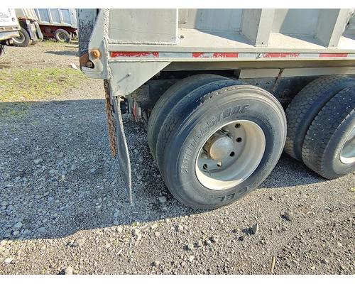 INTERNATIONAL F-9300 SBA Rebuilders