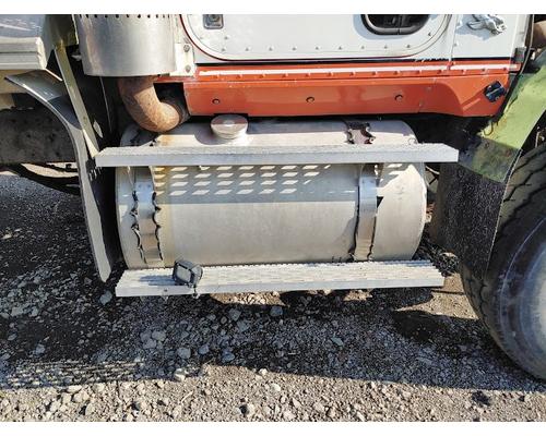 INTERNATIONAL F-9300 SBA Rebuilders