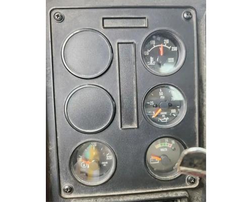  International F5070 Instrument Cluster #