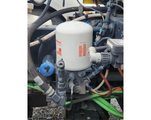  International LT625 Air Dryer #