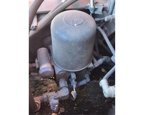  International LT625 Air Dryer #