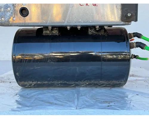  International LT625 Air Tank #