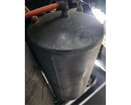  International LT625 Air Tank #