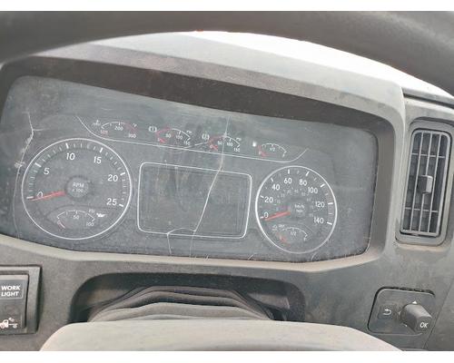 INTERNATIONAL LT625 Complete Vehicle