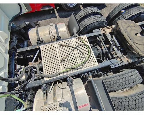 INTERNATIONAL LT625 Complete Vehicle