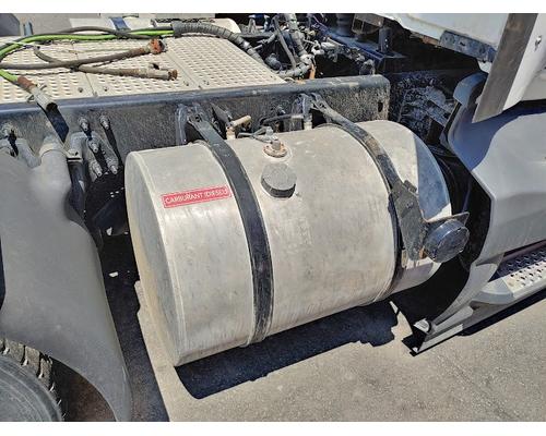 INTERNATIONAL LT625 Complete Vehicle