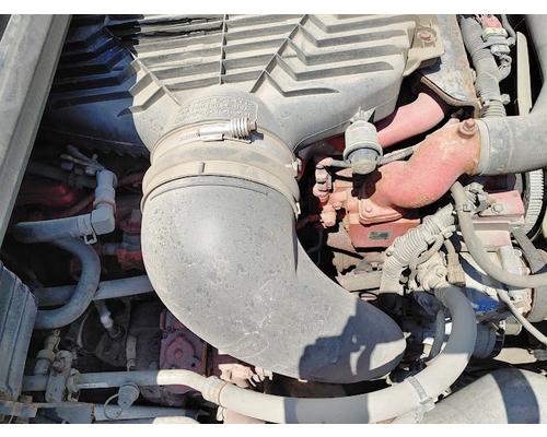 INTERNATIONAL LT625 Complete Vehicle