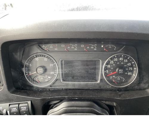  International LT625 Instrument Cluster #