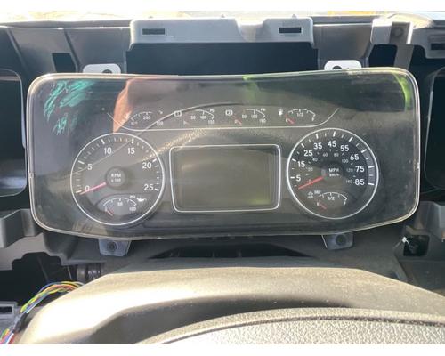  International LT625 Instrument Cluster #