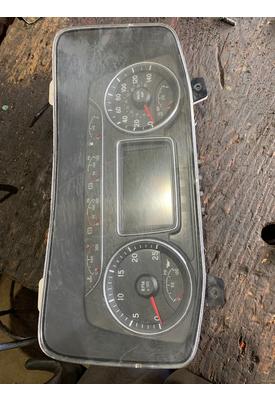 INTERNATIONAL LT625 Instrument Cluster