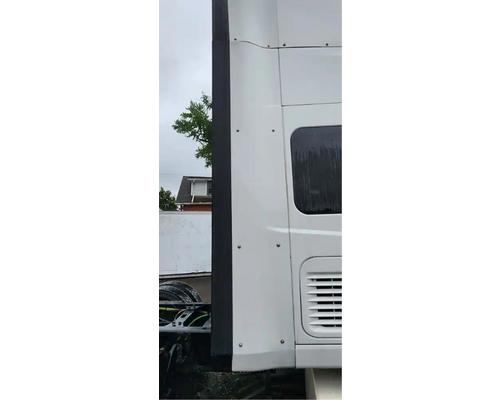 international-lt625-sleeper-fairing #1428637