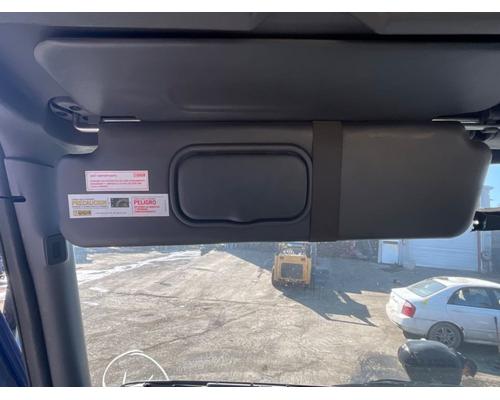  International LT625 Visor #