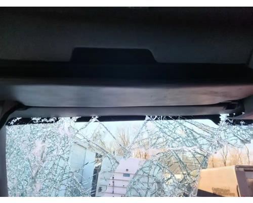  International LT625 Visor #