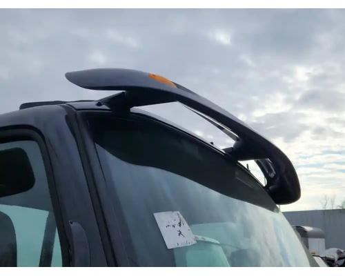  International LT625 Visor #