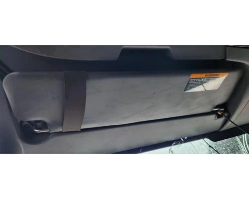  International LT625 Visor #