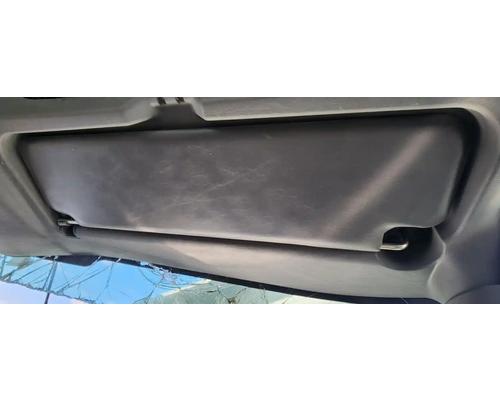  International LT625 Visor #