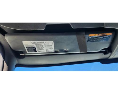  International LT625 Visor #