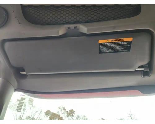  International LT625 Visor #
