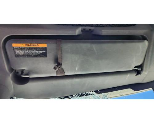  International LT625 Visor #