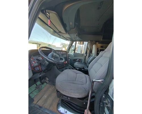 INTERNATIONAL Lonestar Complete Vehicle