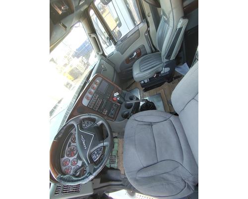 INTERNATIONAL Lonestar Complete Vehicle