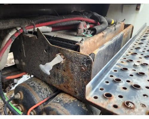 international-mv607-battery-box #1445837