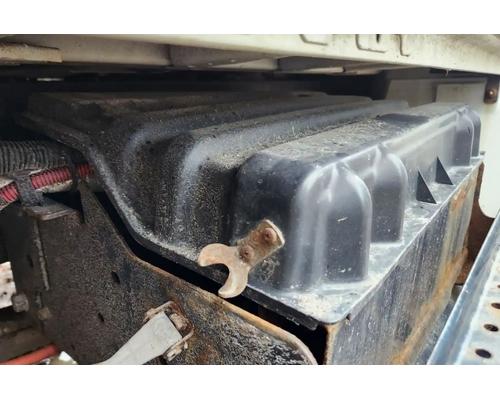 international-mv607-battery-box #1445838