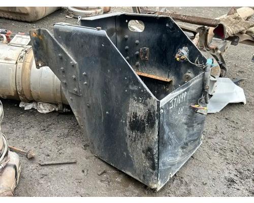 international-mv607-battery-box #1445845