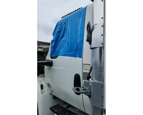  International MV607 Cab #