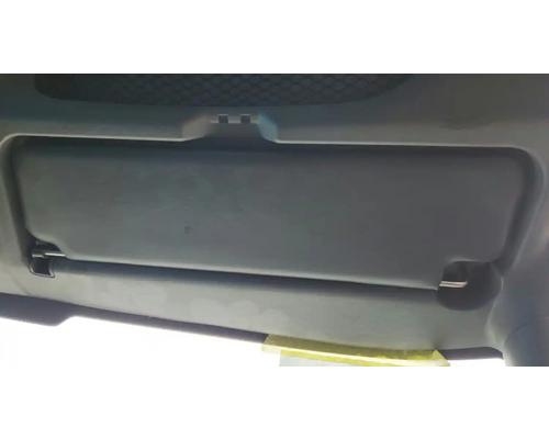  International MV607 Visor #