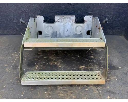 International PROSTAR Battery Box # International PROSTAR Battery Box #
