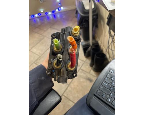 INTERNATIONAL Prostar Air Brake Components