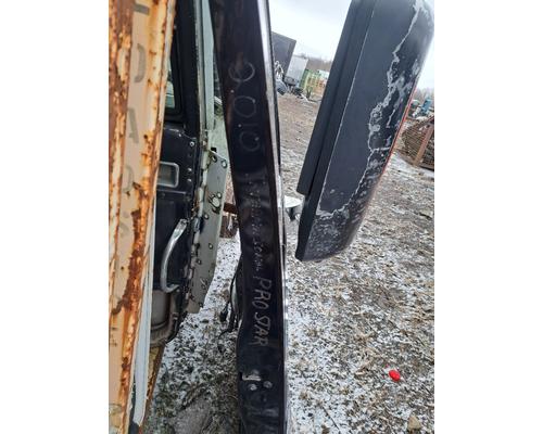 INTERNATIONAL Prostar Door Assembly, Front