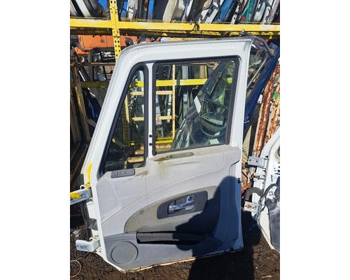 INTERNATIONAL Prostar Door Assembly, Front