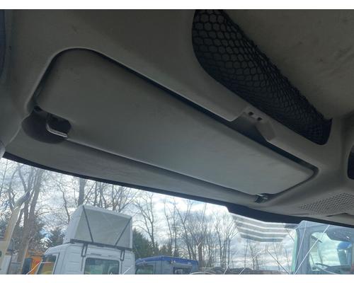  International TERRASTAR Visor #