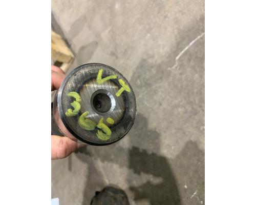 INTERNATIONAL VT365 Camshaft