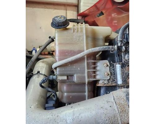 International WorkStar 7600 Radiator Overflow #